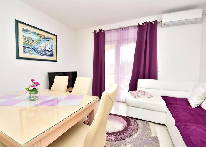 Ivica & Marica By Interhome Vrsi